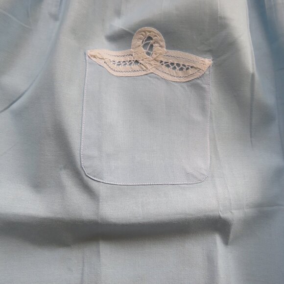 Vintage Baby Blue & White Lace Apron - Picture 3 of 4